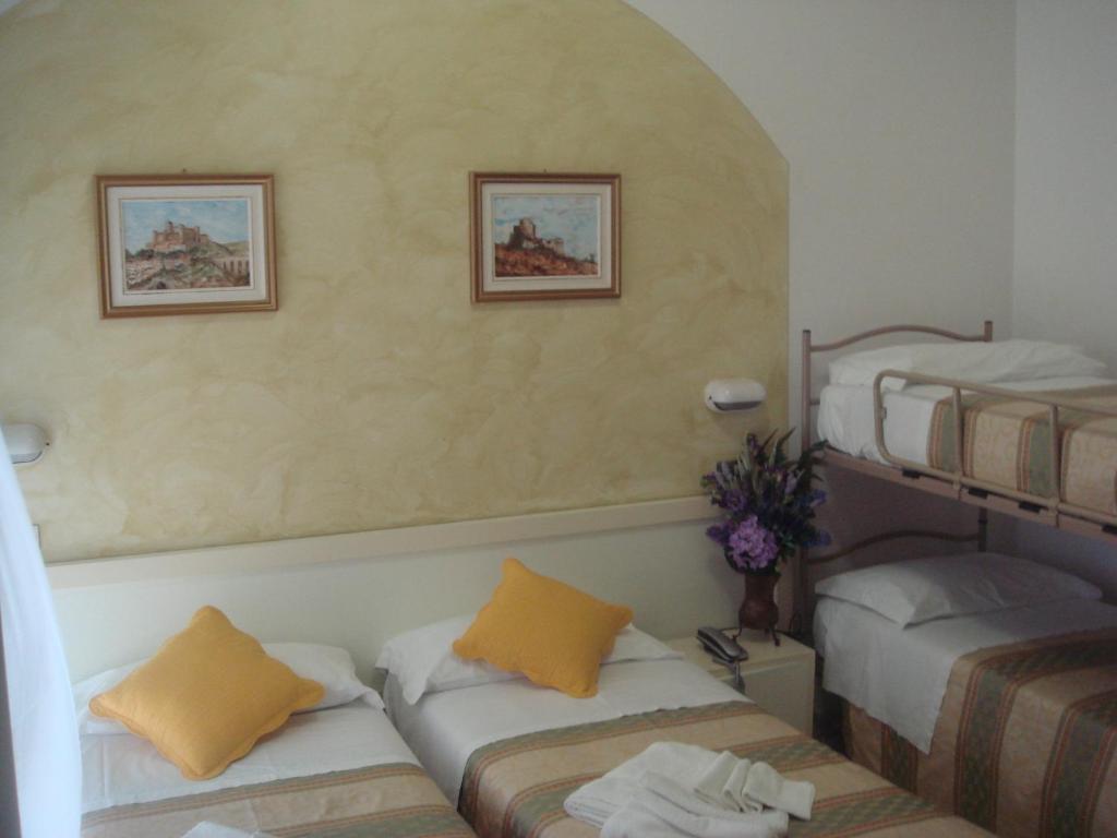 Hotel Arcade Rimini Chambre photo
